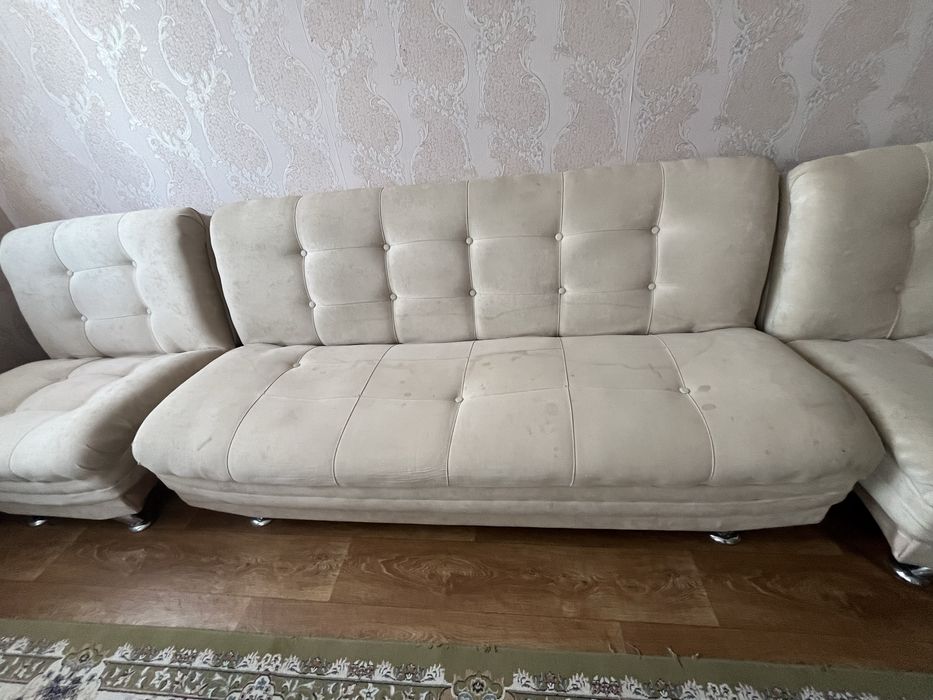 продается диван и кресло