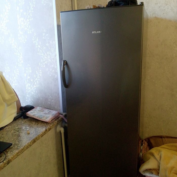 Продам морозилку срочно
