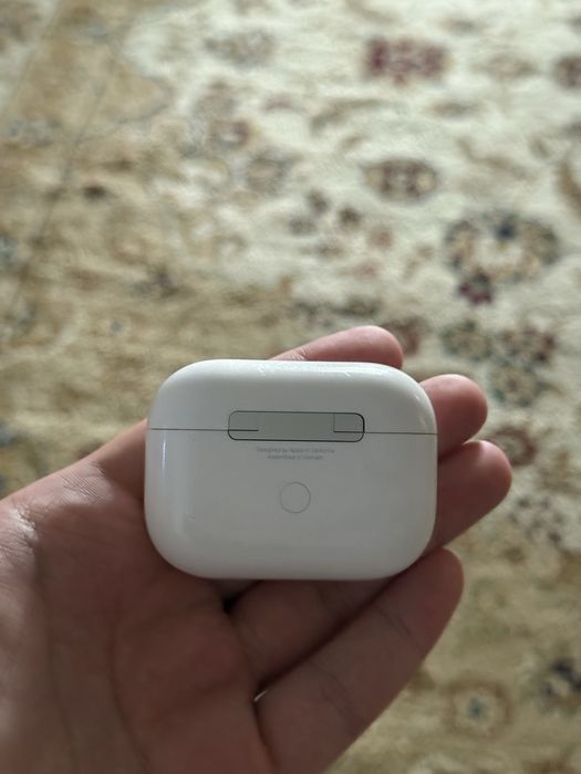 Airpods Pro (1 поколения)