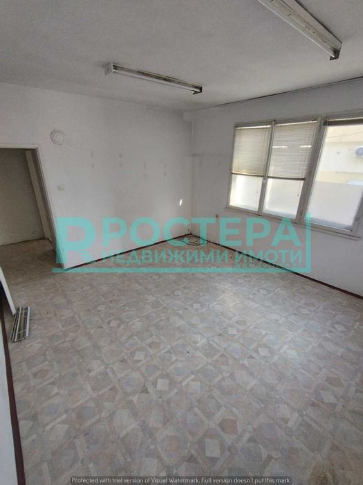 Продава се Тристаен апартамент в Търговище, Център - 80 кв.м за 1116 €/кв.м - Снимка #6