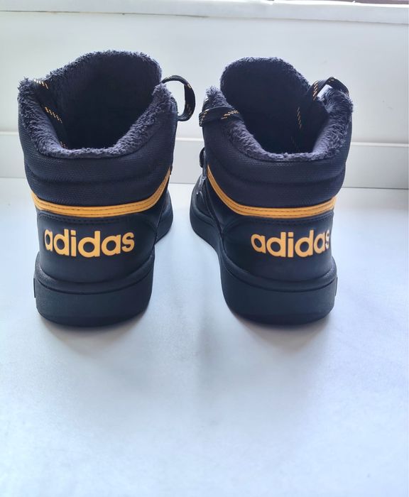 Adidas Hoops 3.0 Mid WTR