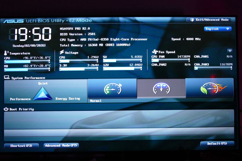 Pc Gaming AMD FX-8350,AMD RADEON RX 560,16 GB DDR3,500 GB SSD OPT