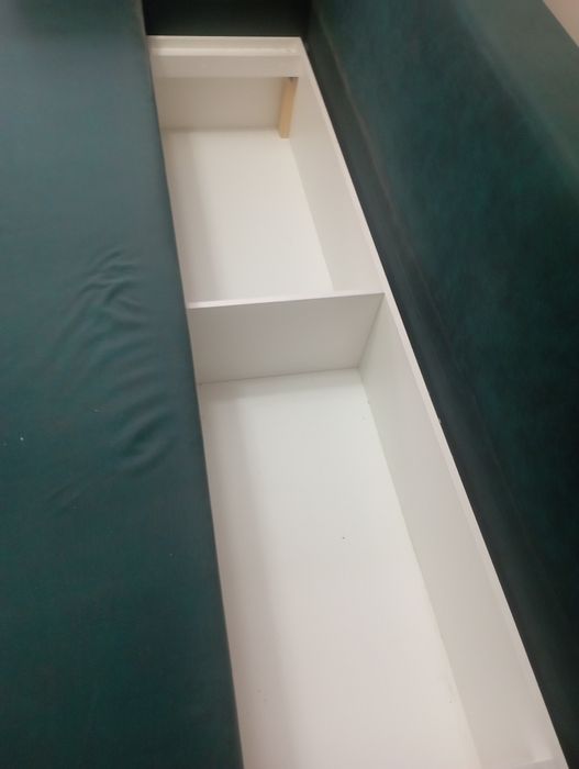 Диван тахта в зелёном цвете