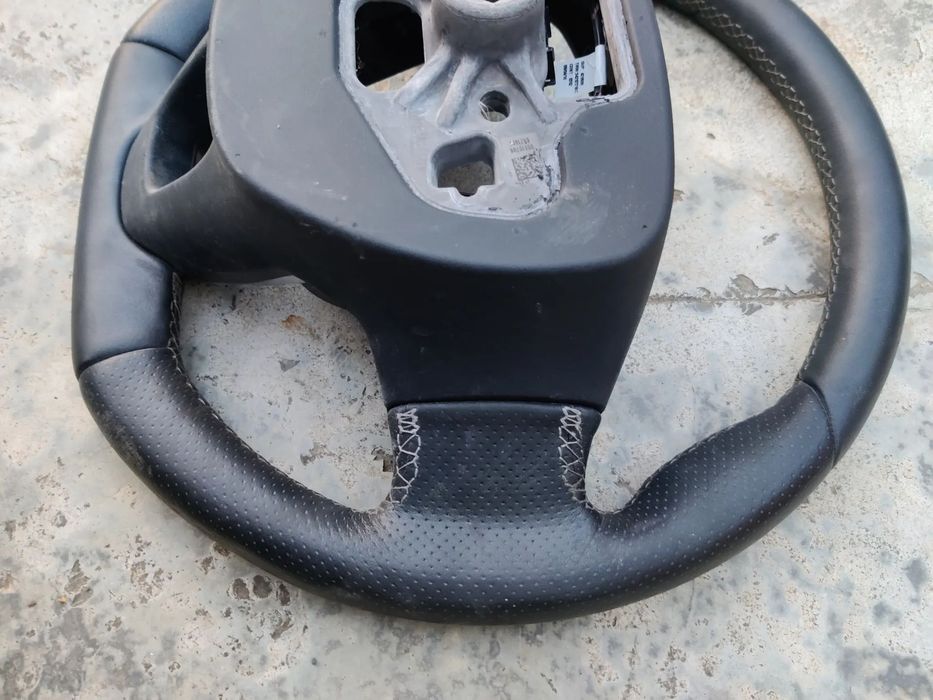 Volan tesit 3 spite cu comenzi - Piele perfoarata Ford KUGA 3 ST line 2023 H1BJ-3600-AEB