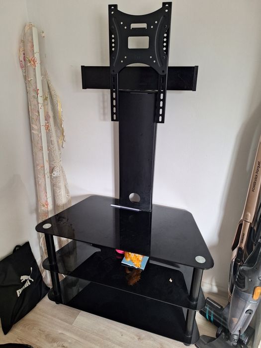 Продается ТВ Тумба бу