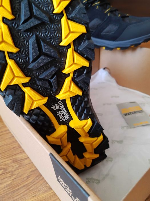 Jack Wolfskin обувки подходящи за дъжд