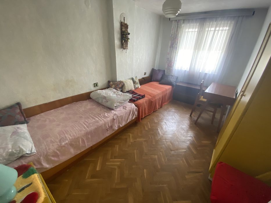 Къща под наем за 10 човека, може и работници