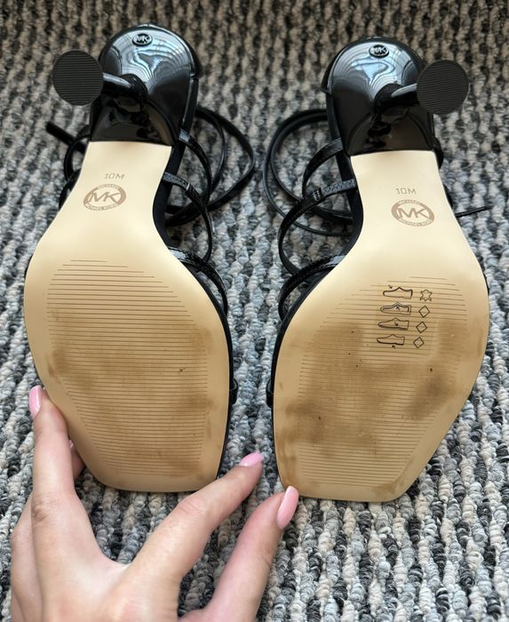 Обувки на ток Michael Kors