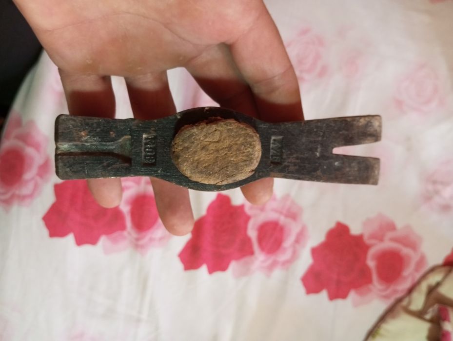 Стари сечива брадви секири