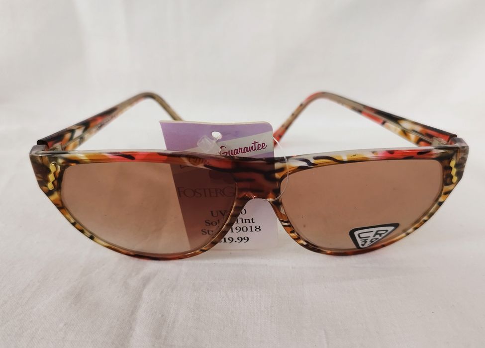 Pereche ochelari de soare pentru doamne, Foster Grant, protectie UV400