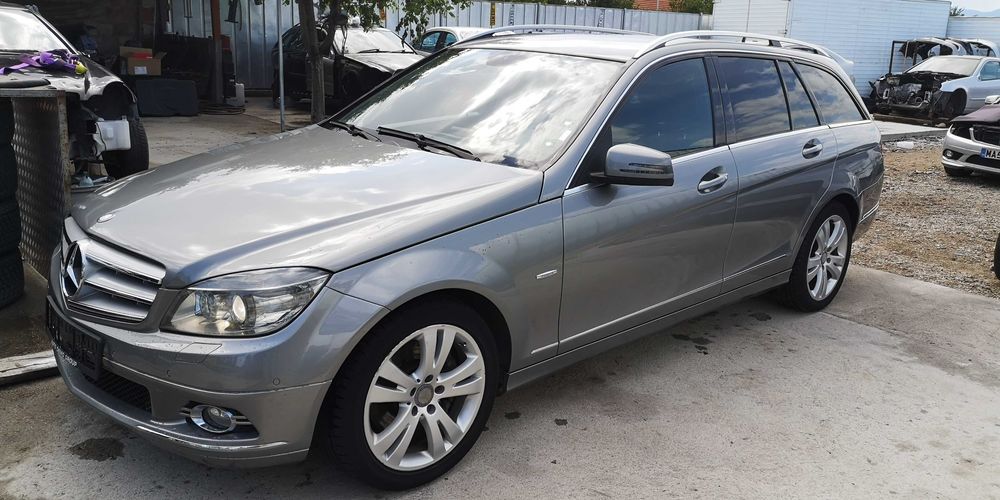 На Части W204 350 CDI 4Matic Avantgarde седан автомат нави Xenon