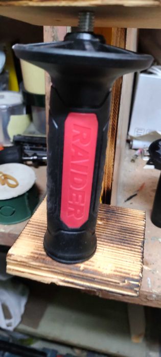 Дръжки за ъглошлайф