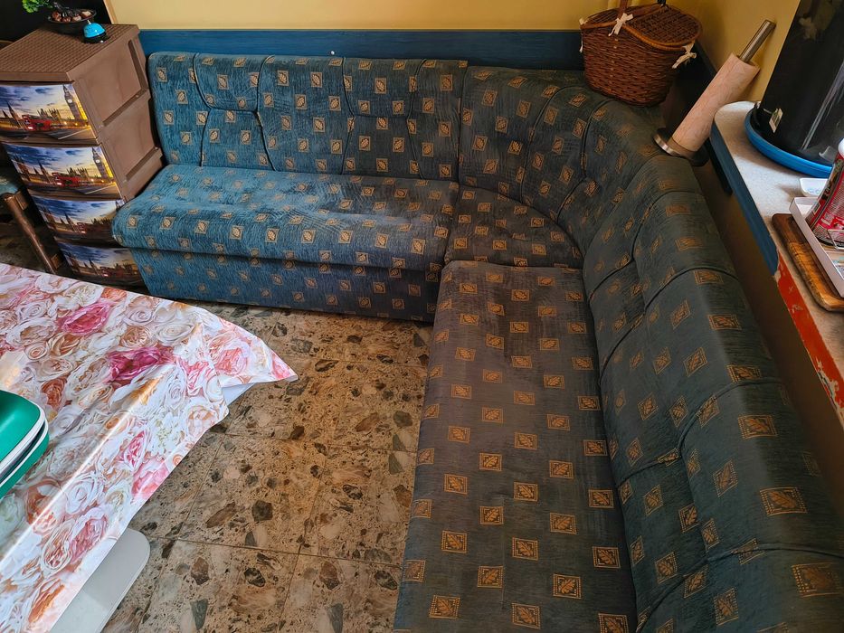 Кухненски ъгъл/ъглов диван