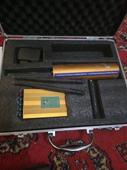 Продам Металлоискатель