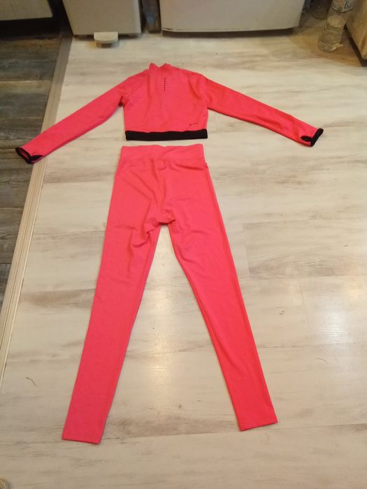 Спортен екип Nike, изключително запазен