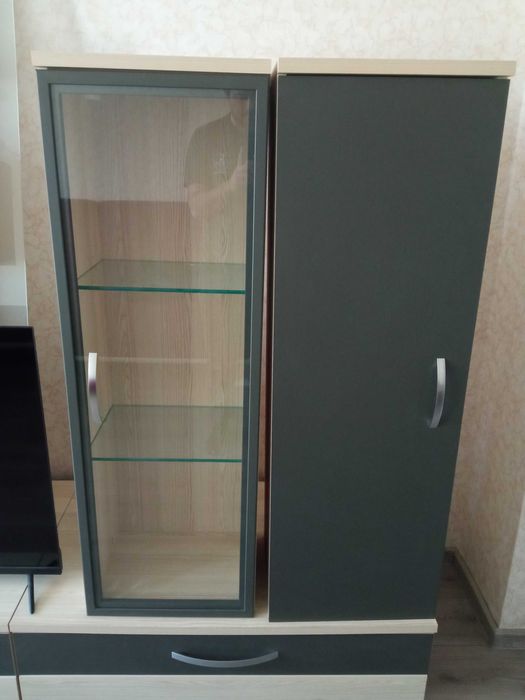 Модулна секция със 7 модула.