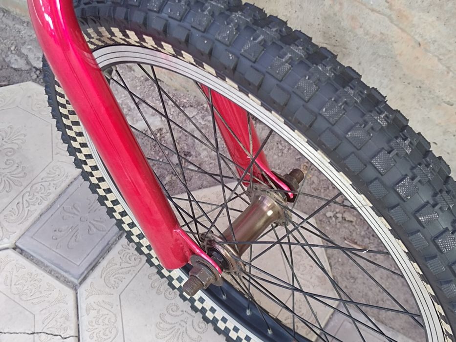 Продам трюковой велосипед BMX