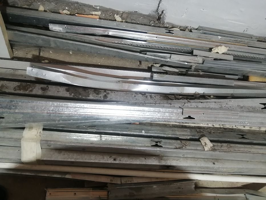 Продаю стеновые профиля