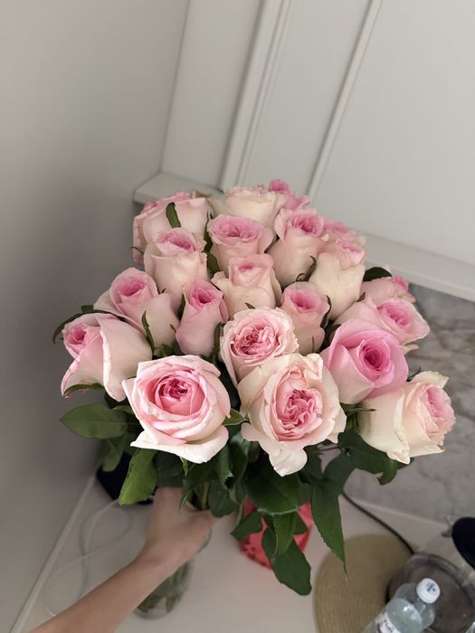 Продам красивый букет роз