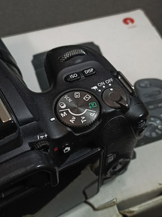 Canon 200d +18-50 f2.8 tamron