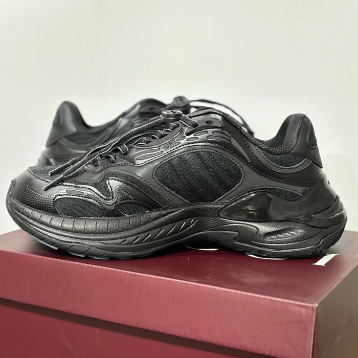 Gucci Run Sneaker - Dark Grey