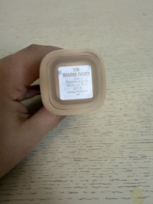 Продам тональное средство La mer