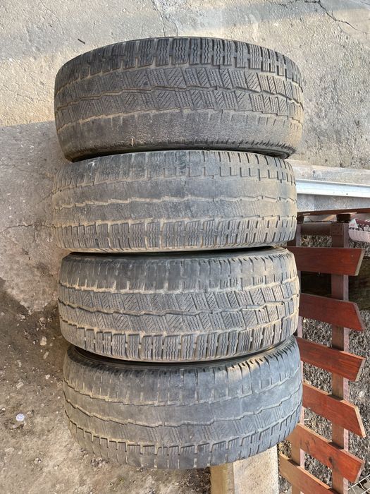 Cauciucuri / Pneuri / Anvelope de iarna 235/65/R16C - 115/113Q