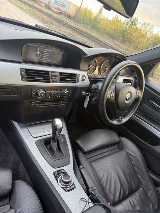 Volan m pachet cu padele bmw e90 e92 e91 e93 e87 e81 e82 e88