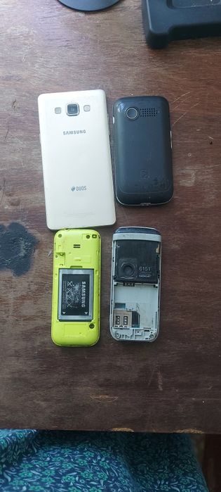 Продам телефоны на запчасти