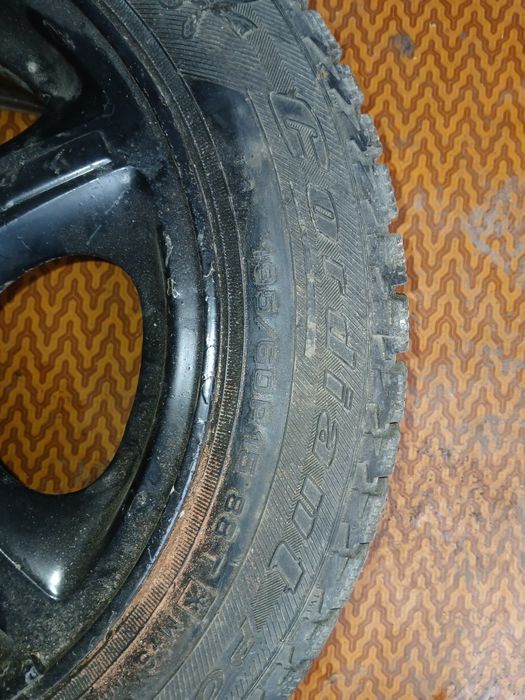 Продам зимнюю резину