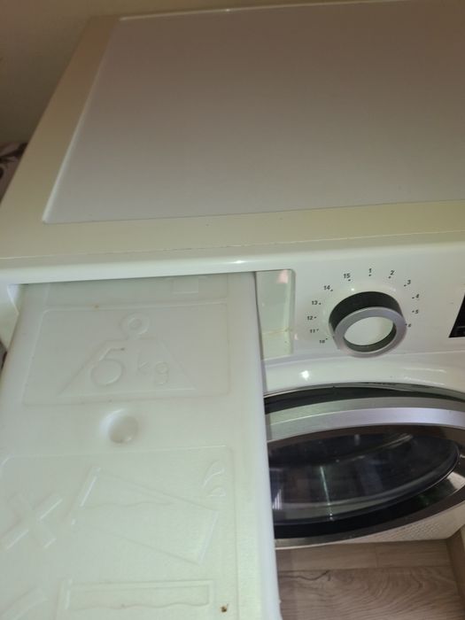 Сушилня за дрехи Hotpoint Ariston
