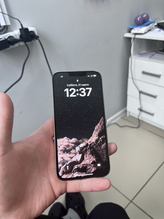 Продам айфон 13 pro