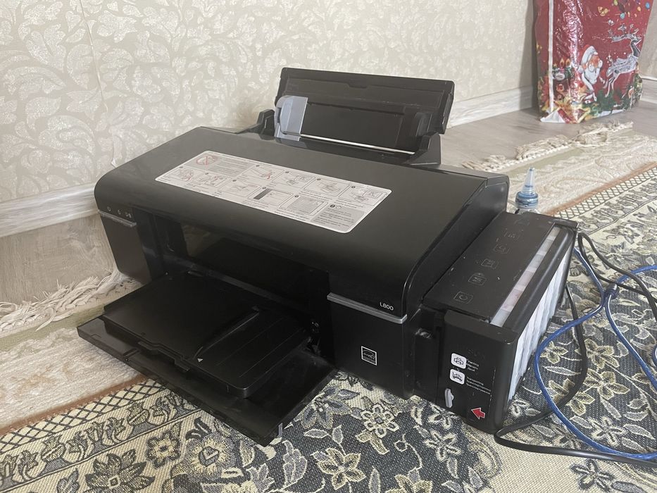 Принтер Epson L800 —