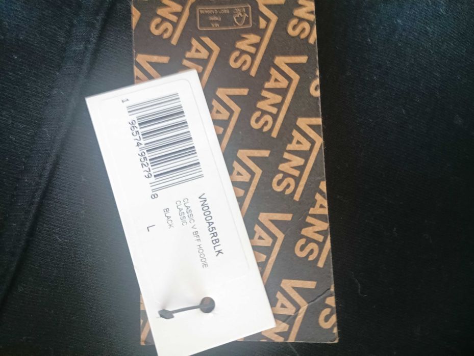 Суичър Vans нов с етикет