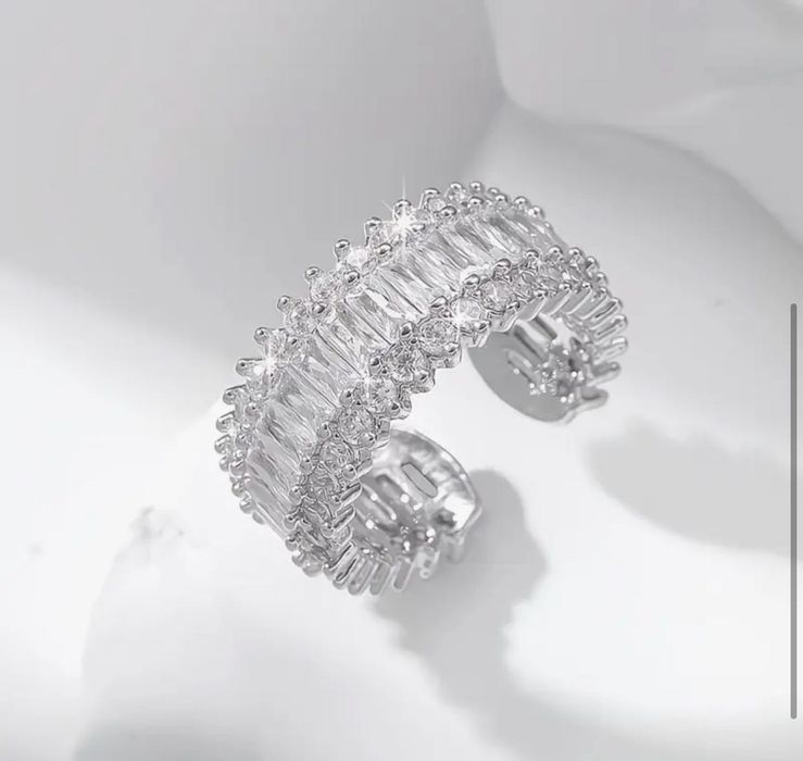 Дамски обеци за хрущял