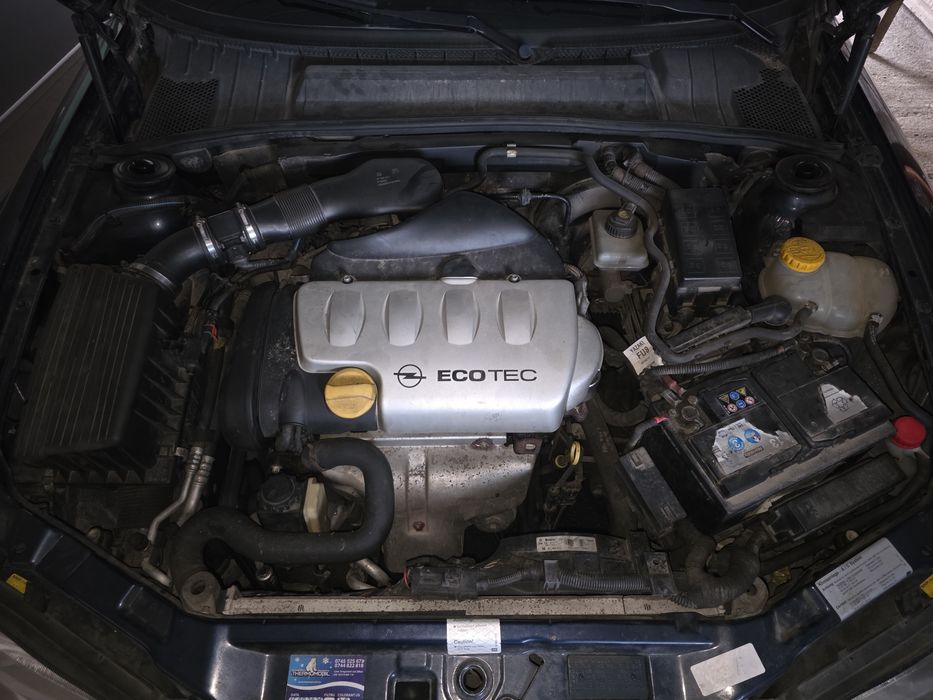 Opel Vectra B Caravan 1.8 benzina, an 2000