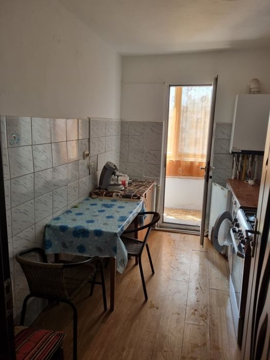 Vand Apartament 2 camere lângă Gara Slobozia