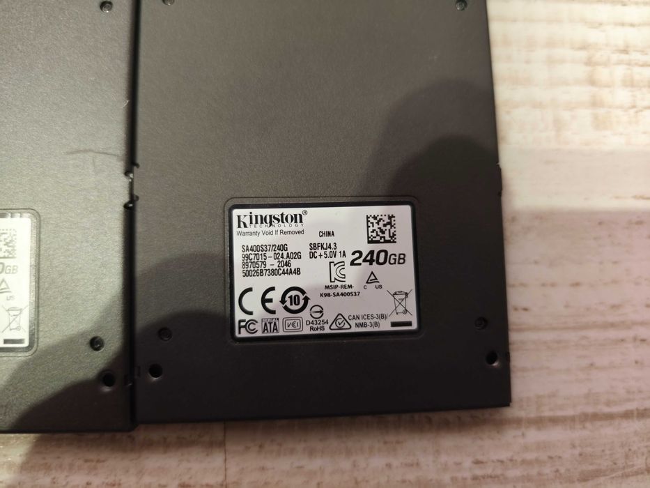 Продавам SSD дискове 240Gb Kingston