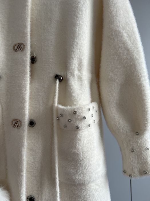 Женская теплая шубка