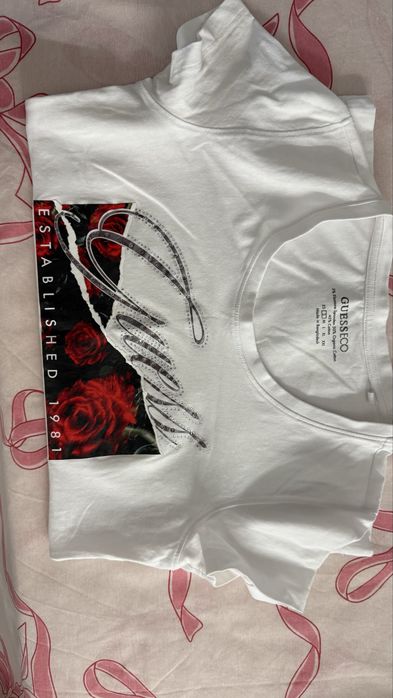 Оригинална дамска тениска GUESS