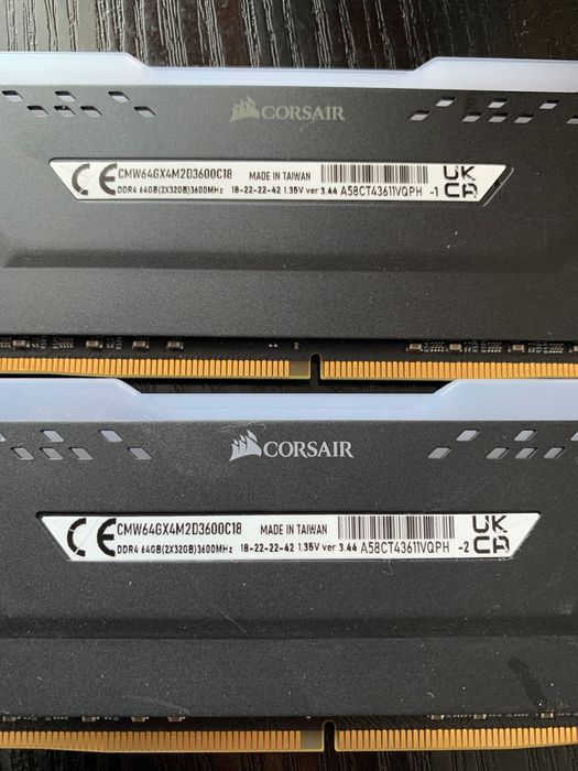 Corsair 64GB 2x32GB  DDR4 Vengeance RGB PRO