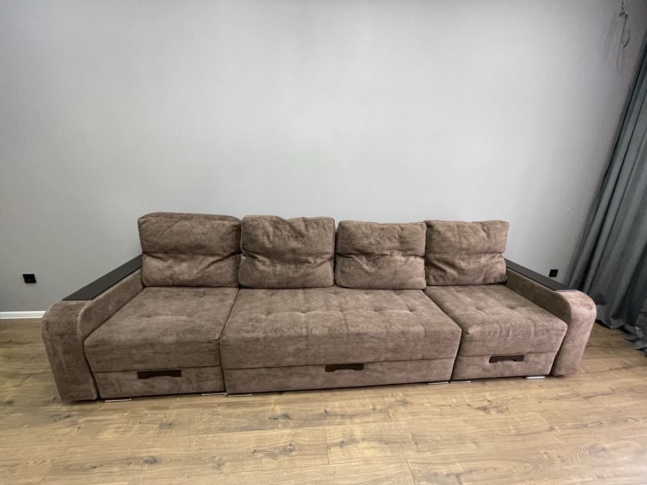 Продам диван в хорошем состоянии