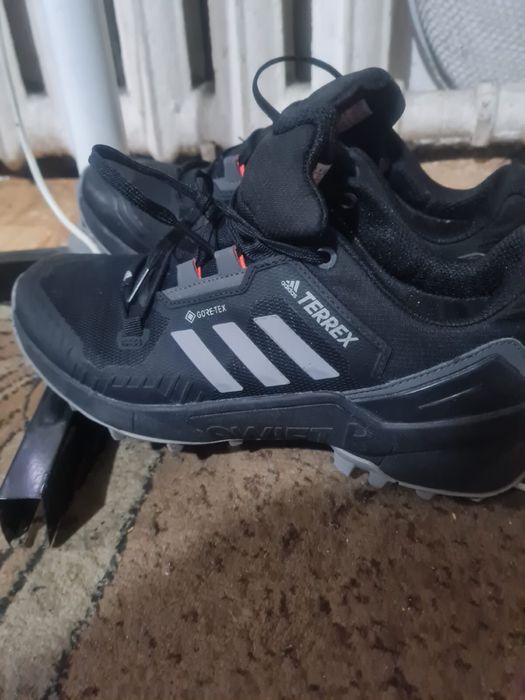 адидас кроссовки