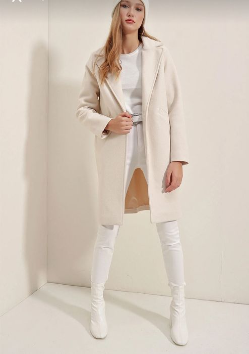 Дамско елегантно палто. Различни цветове.