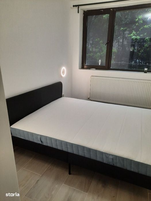 Ofer spre inchiriere apartament 3 camere.