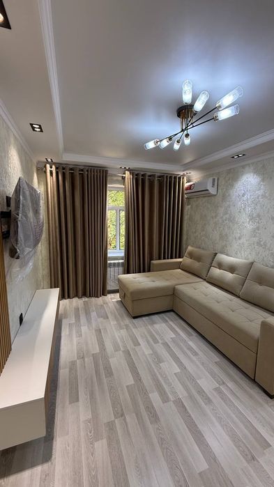 Срочно сдаётся в Аренду 2-х комнатная 2/2/4 Максим Горький метро БИЙ