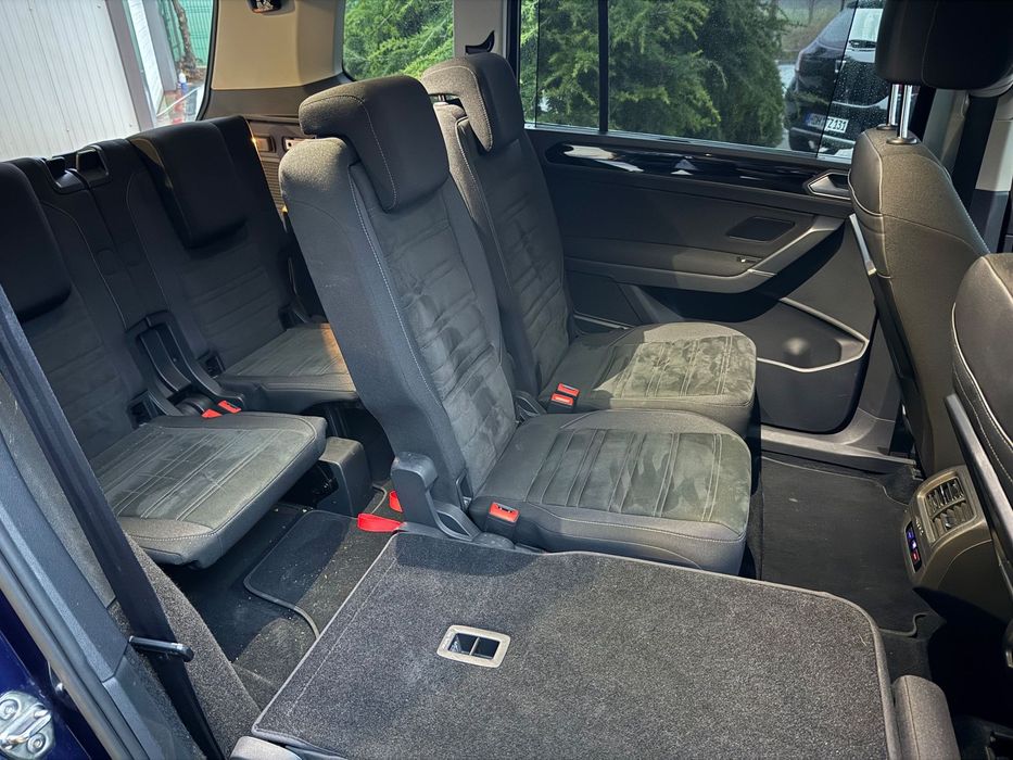 Volkswagen Touran 7 Locuri/DSG/LED/Sc.incalzite/Webasto/RAR Efectuat/Front assist/Camera