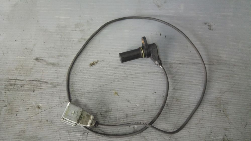 senzor impulsuri arbore cotit audi a4 b7 2.0 tdi  bpw 038907319e