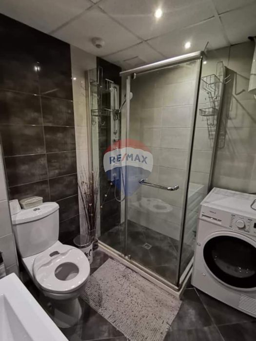 Дава се под наем Тристаен апартамент в Варна, Възраждане 1 - 120 кв.м за 765 € - Снимка #7