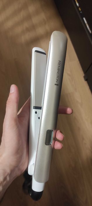 Керамична преса за коса - Ремингтон / Remington - нова, с гаранция